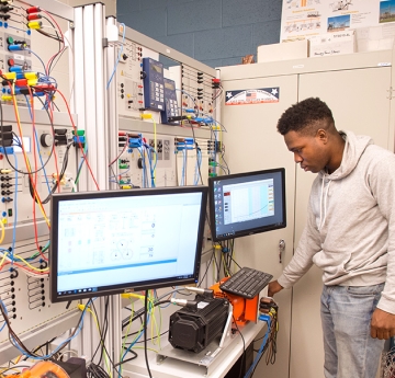 Student working in an engineering lab